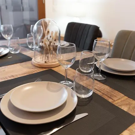 Le Conflu - En Plein Cœur De La Confluence *